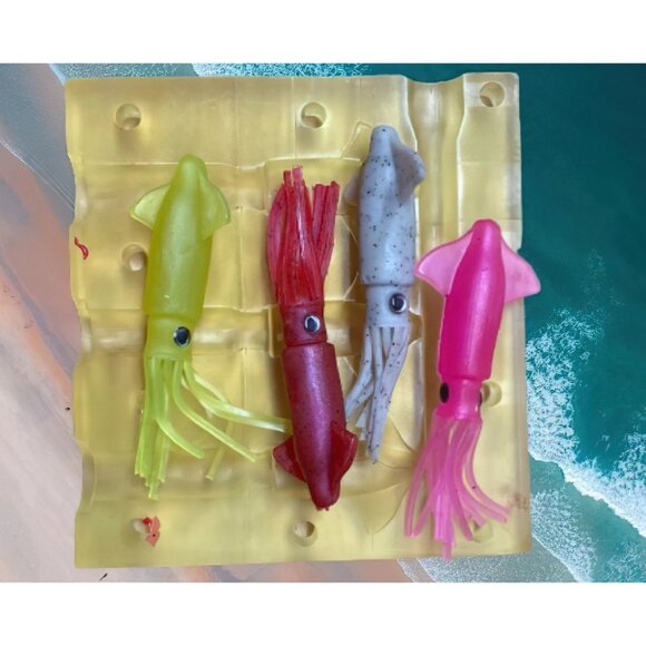 SOFT PLASTIC SQUID INJECTION MOLD 3.5" FISHING SWIM BAIT LURE MOULD PLASTISOL - Picture 1 of 10